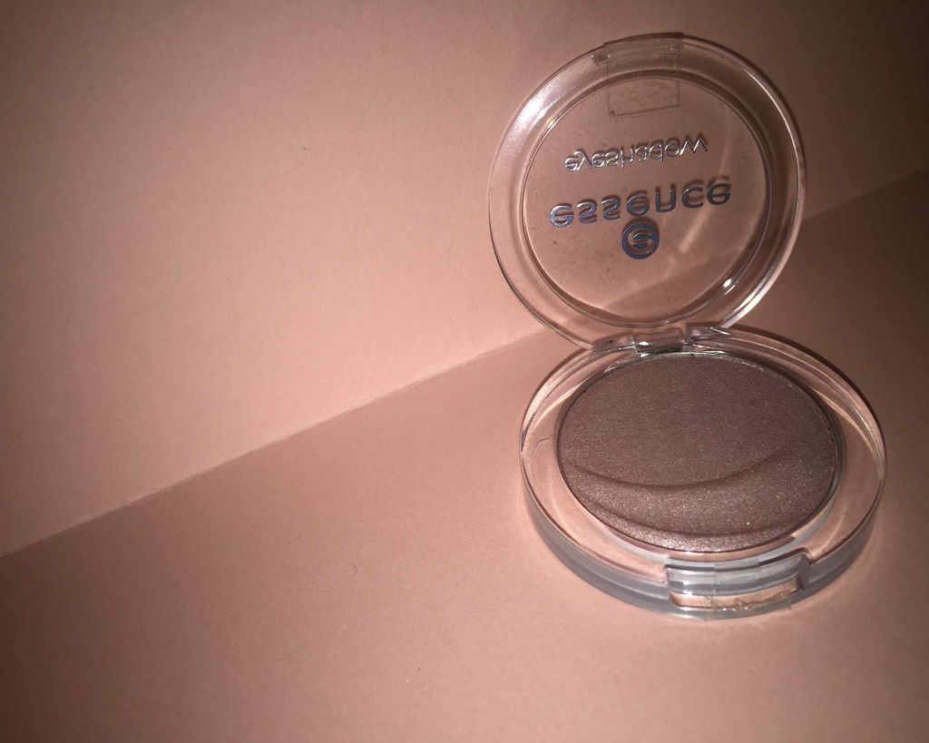 XXXL アイシャドウ/essence/単色アイシャドウを使ったクチコミ（2枚目）