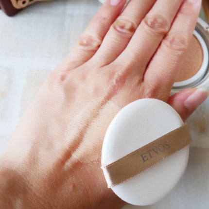 ミネラルグロウスキンクッション/エトヴォス/クッションファンデーションを使ったクチコミ(4枚目)