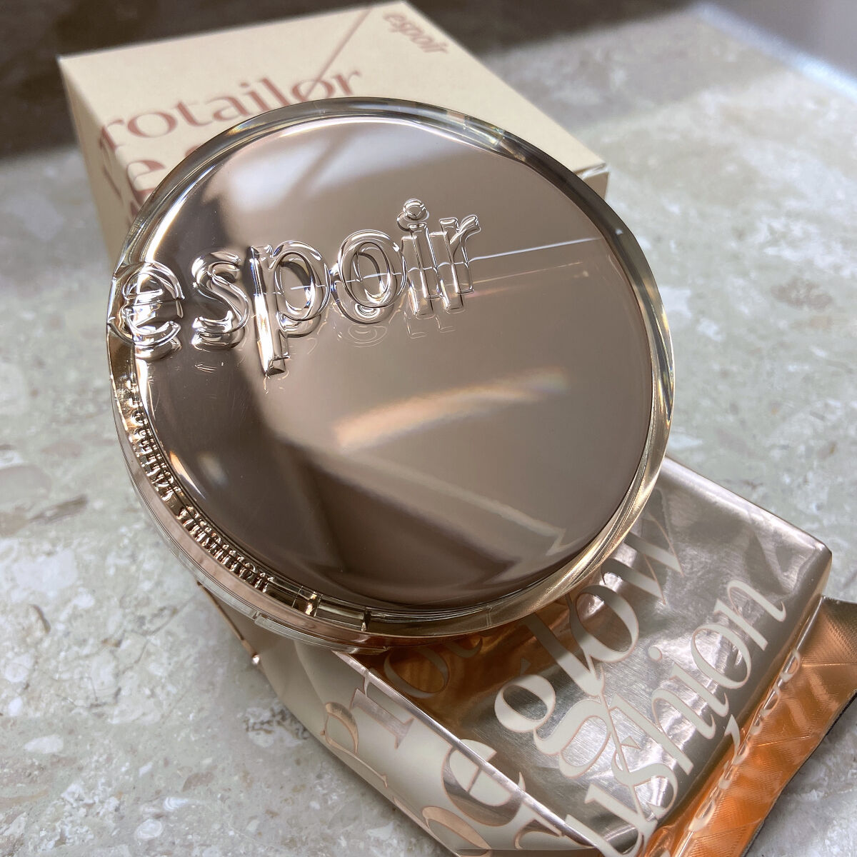 プロテーラービーグロウクッション ニュークラス/espoir/クッションファンデーションを使ったクチコミ（1枚目）