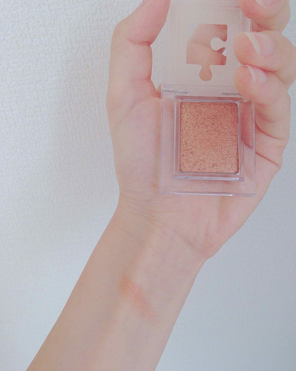 ピースマッチングシャドウ/HOLIKA HOLIKA/単色アイシャドウを使ったクチコミ(2枚目)