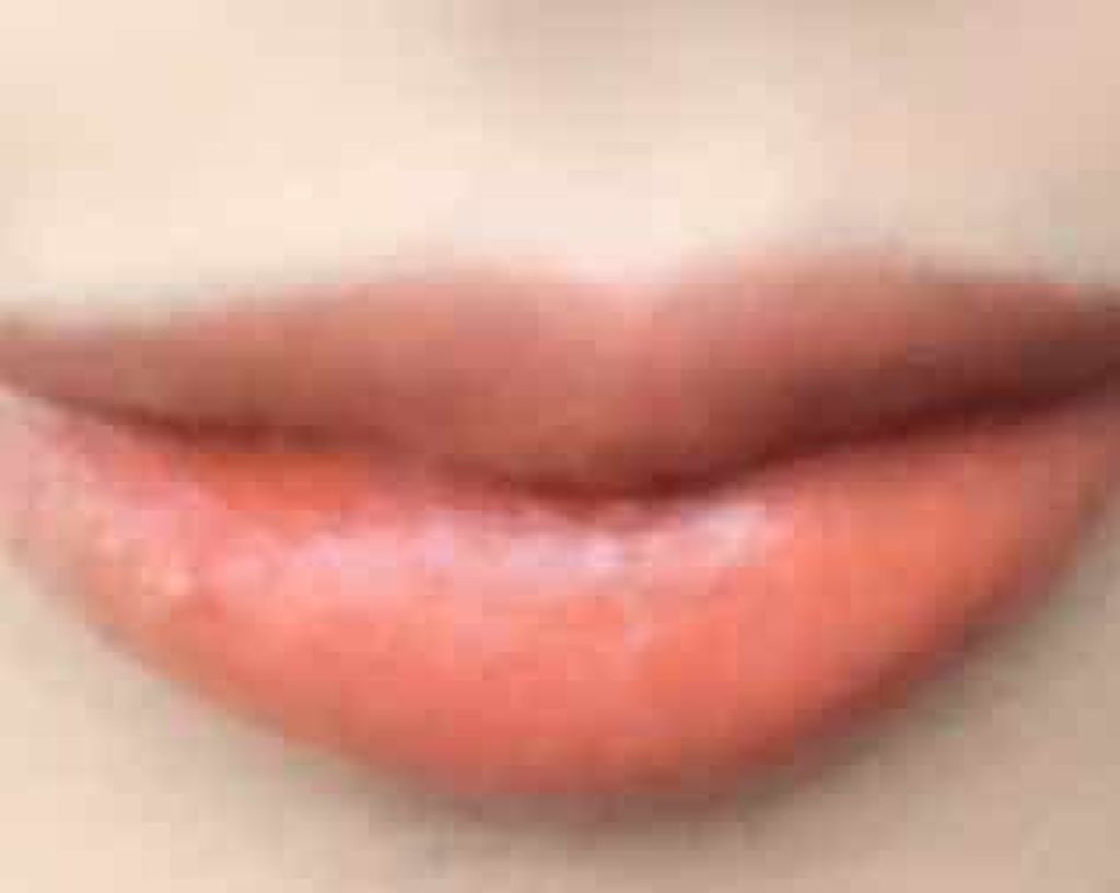 カラーリップスティック/アルジェラン/リップクリームを使ったクチコミ（2枚目）