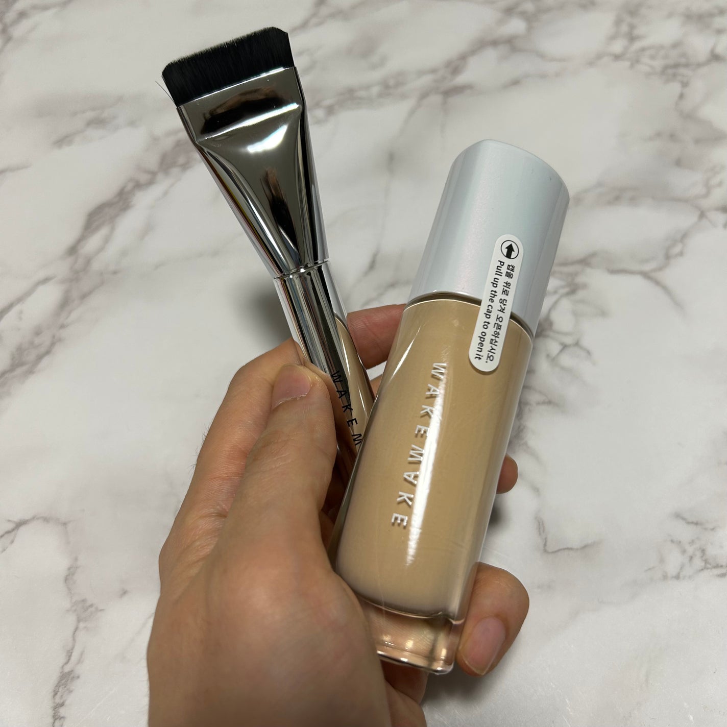 ウォーターグロウコーティングファンデーション/wakemake/リキッドファンデーションを使ったクチコミ(1枚目)