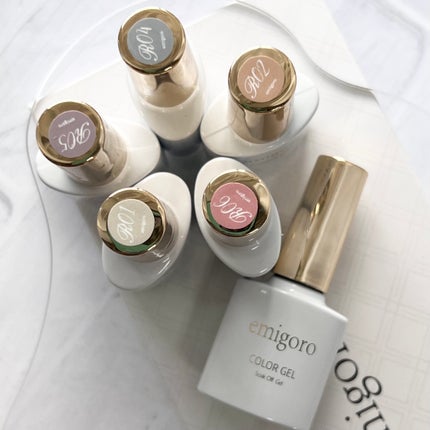 もふ on LIPS 「エミゴロさんのジェルをお試しさせていただきました!アレンジした..」(6枚目)