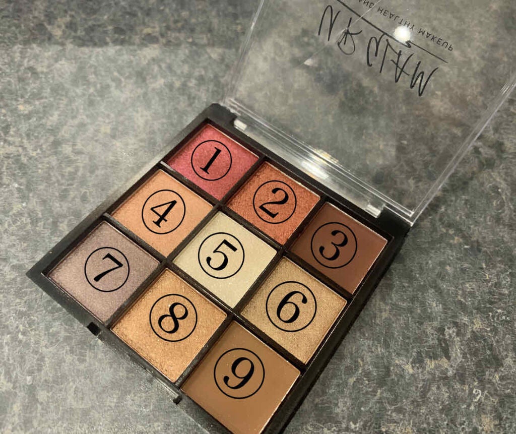 UR GLAM BLOOMING EYE COLOR PALETTE/U R GLAM/アイシャドウパレットを使ったクチコミ(1枚目)