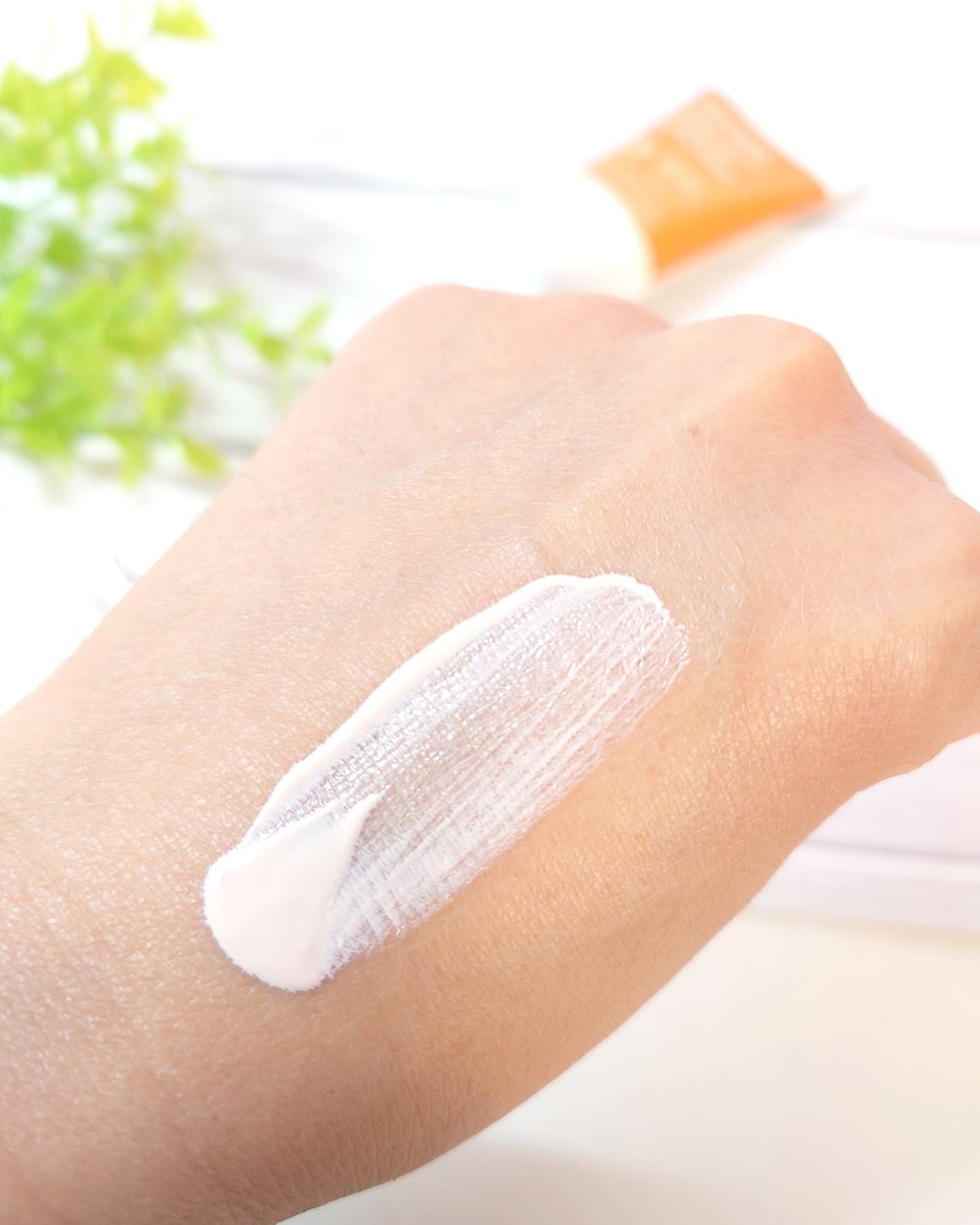 PDRNデューイートーンアップサンスクリーン/Genabelle/日焼け止めミルクを使ったクチコミ(4枚目)