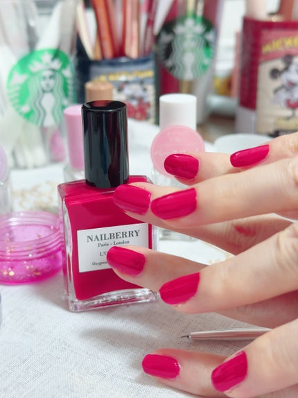 LʼOXYGÉNÉ/NAILBERRY/マニキュアを使ったクチコミ(2枚目)