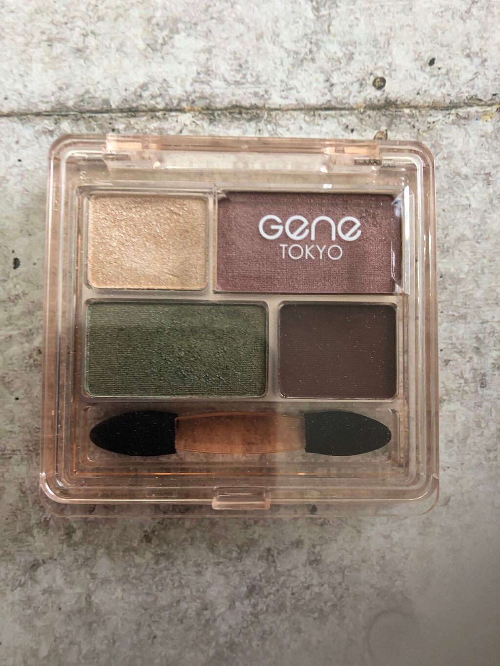 リラクシーアイシャドウ/GENE TOKYO/アイシャドウパレットを使ったクチコミ(2枚目)