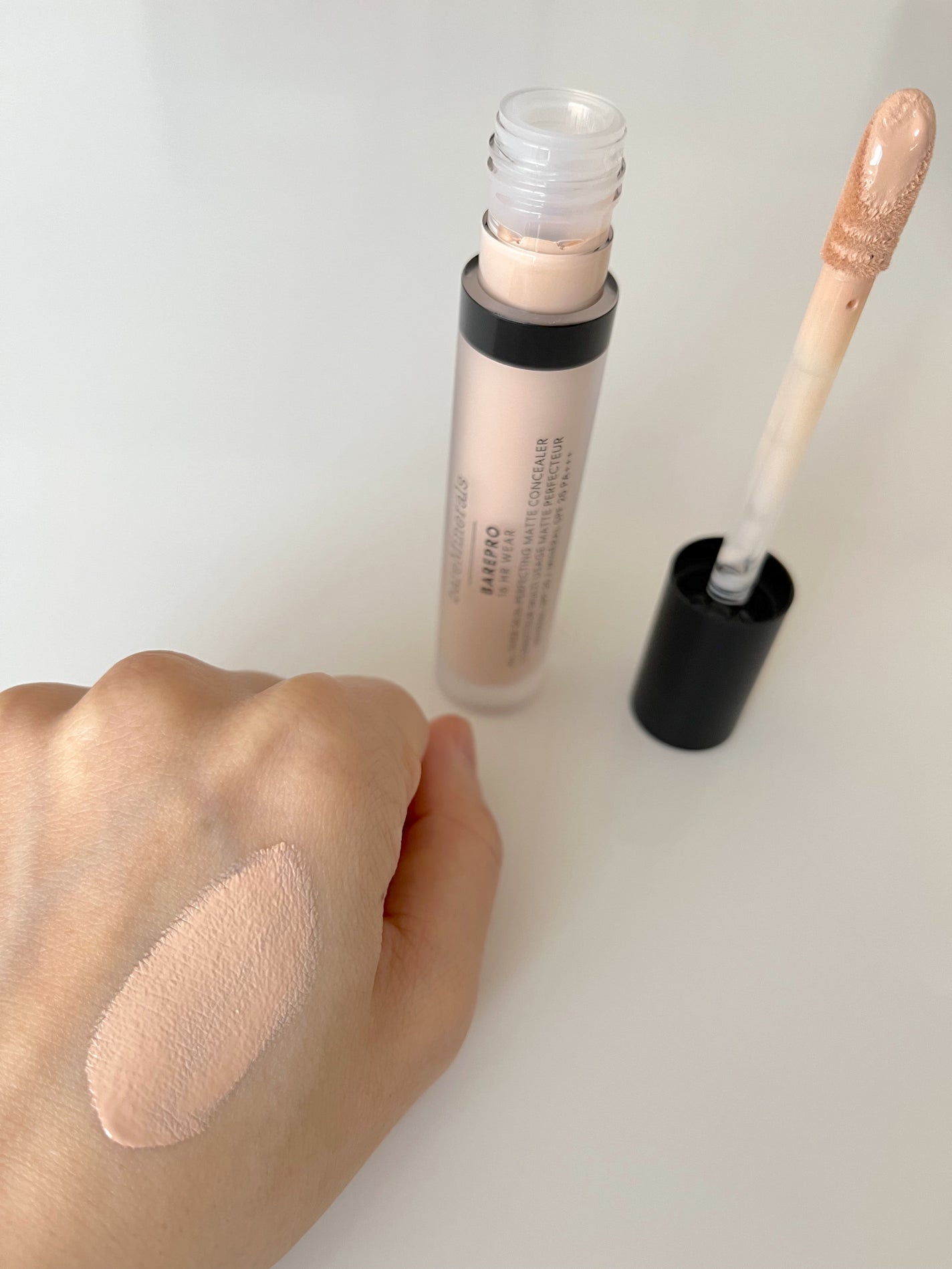 ベアプロ 16HR オールオーバー コンシーラー SPF25(PA+++)/bareMinerals/リキッドコンシーラーを使ったクチコミ(4枚目)