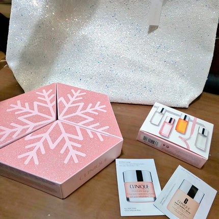 ホリデイ リップ コレクション/CLINIQUE/メイクアップキットを使ったクチコミ(1枚目)