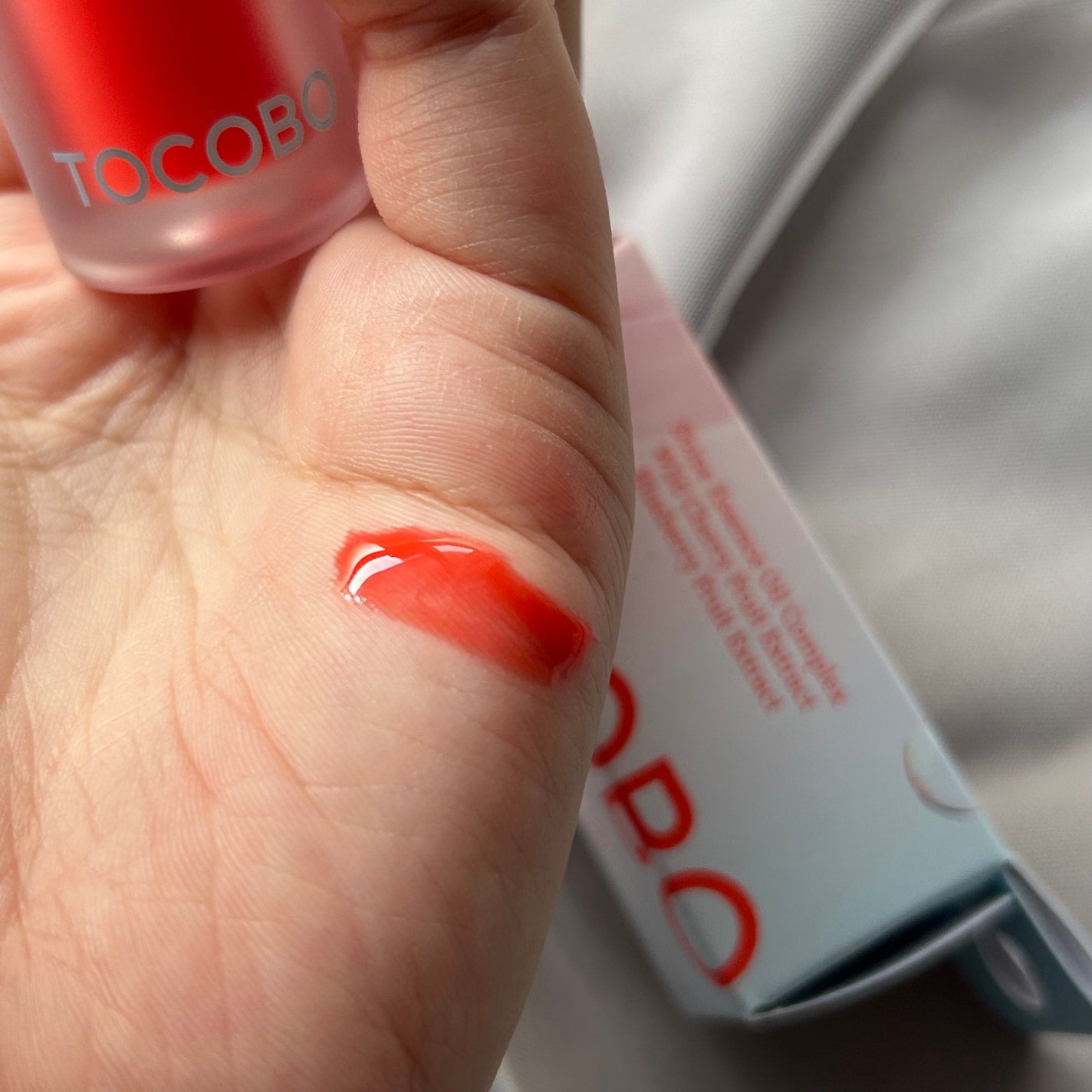 ジューシーベリープランピングリップオイル/TOCOBO/リップグロスを使ったクチコミ(3枚目)