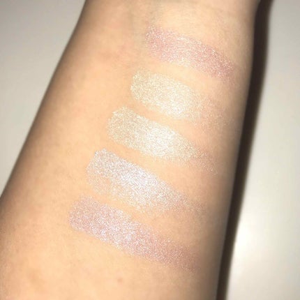 ハートハイライター ユニコーンハート/MAKEUP REVOLUTION/パウダーハイライトを使ったクチコミ(2枚目)