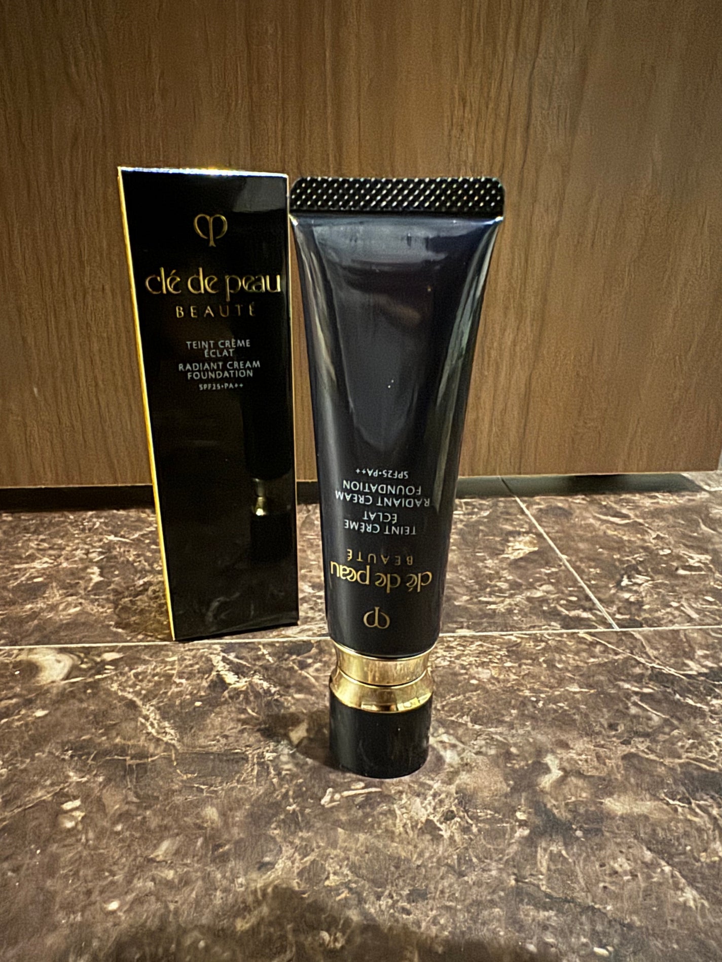 クレ・ド・ポー ボーテ タンクレームエクラn/クレ・ド・ポー ボーテ/クリーム・エマルジョンファンデーションを使ったクチコミ(1枚目)