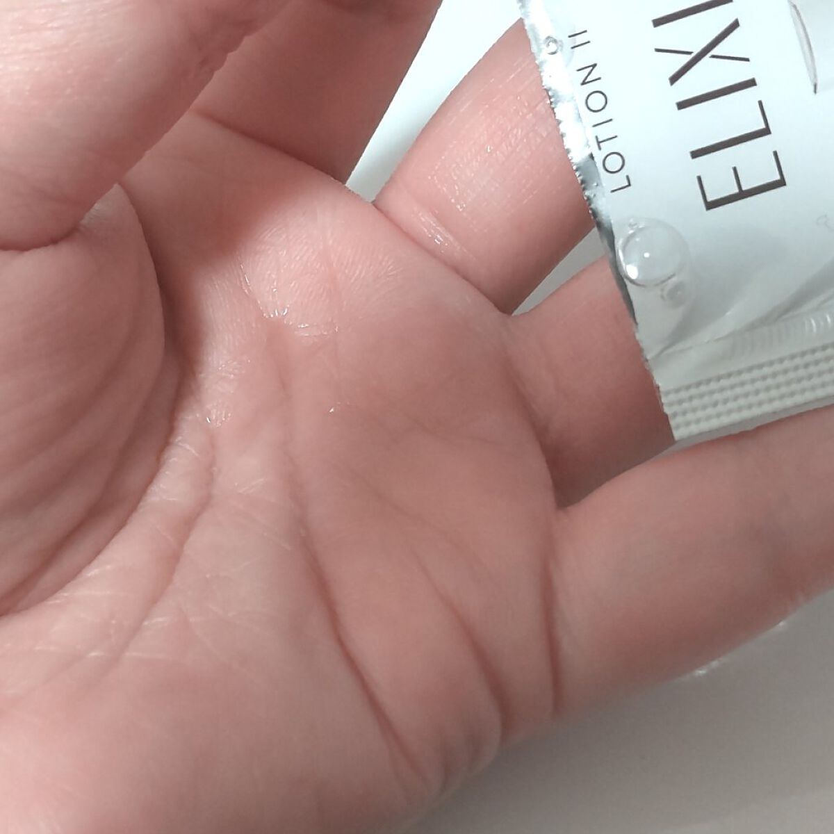 リフトモイスト エマルジョン SP/エリクシール/乳液を使ったクチコミ（2枚目）