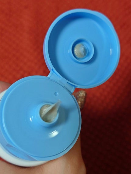 コープ クレイ洗顔フォームのクチコミ「コープのクレイ洗顔フォームを買いました🛒💭
洗顔で有名なロゼットと共同開発と書かれてて気になっ.....」(2枚目)