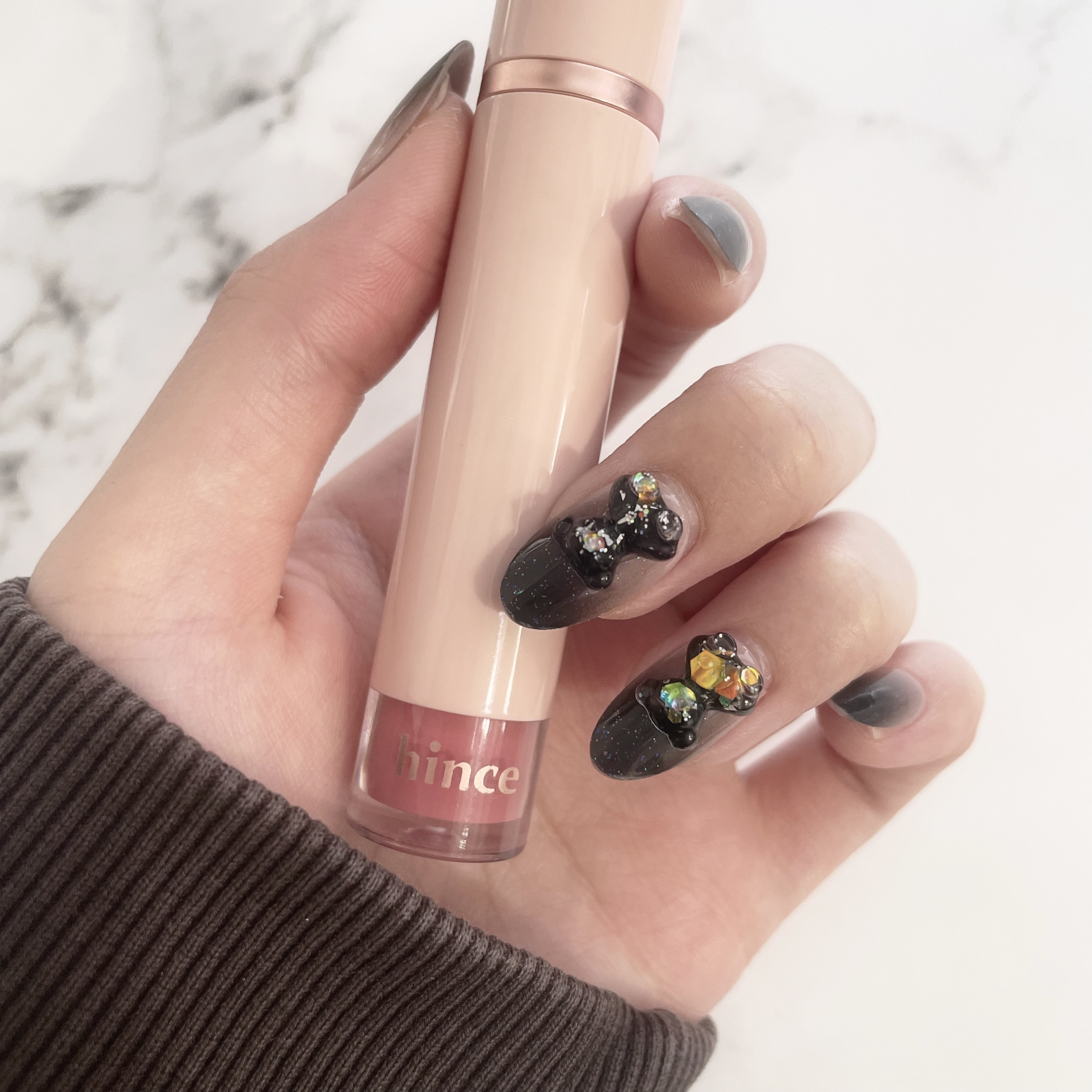 ムードインハンサーウォーターリキッドグロウ/hince/口紅を使ったクチコミ（2枚目）