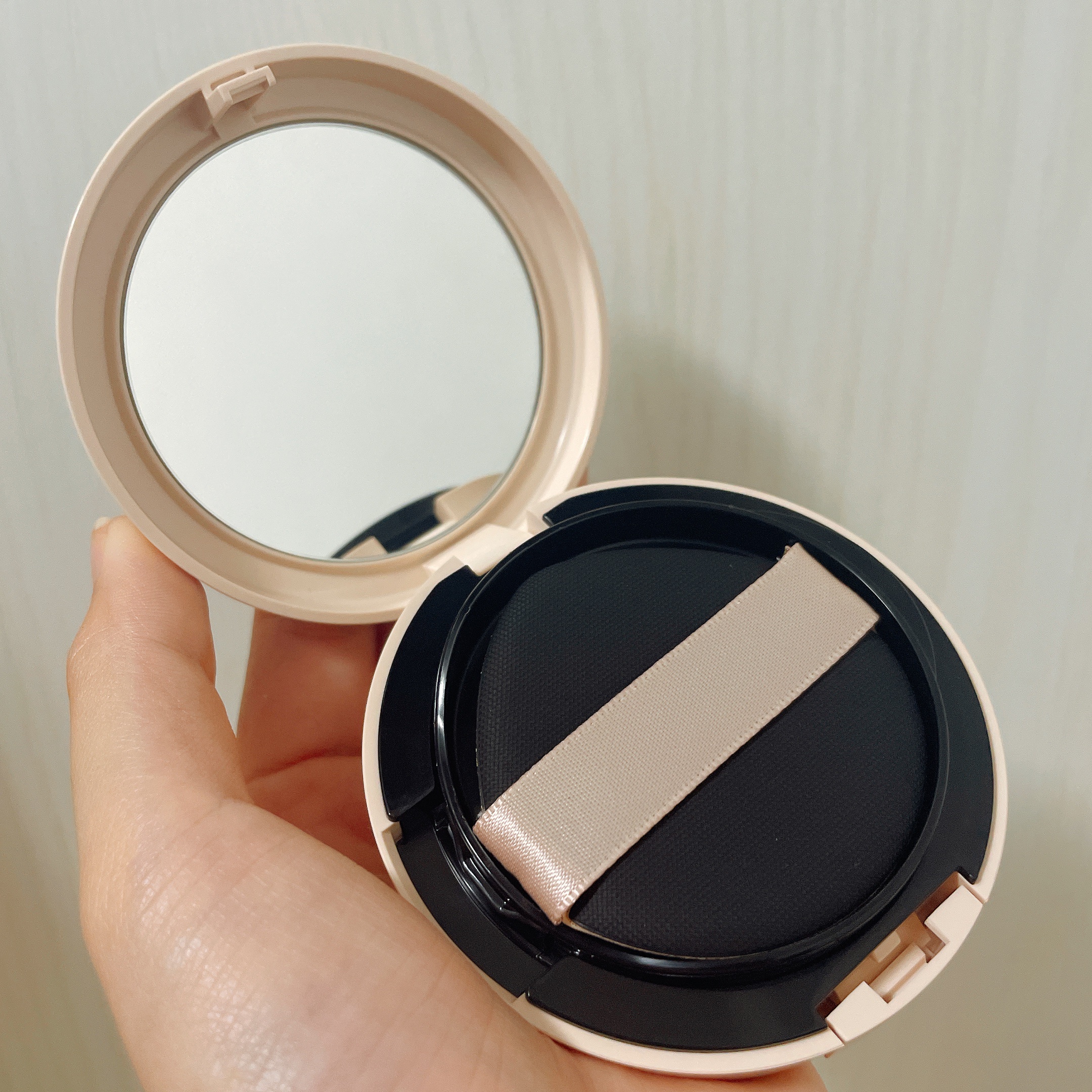 クッションファンデーション 00 明るいベージュ系/CEZANNE/クッションファンデーションを使ったクチコミ（3枚目）