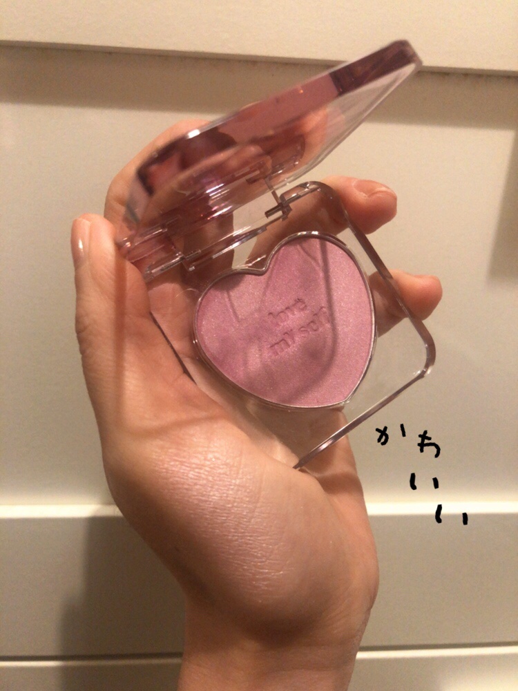 ハートポップブラッシャー オーロラシャンデリア/ETUDE/パウダーチークを使ったクチコミ（1枚目）
