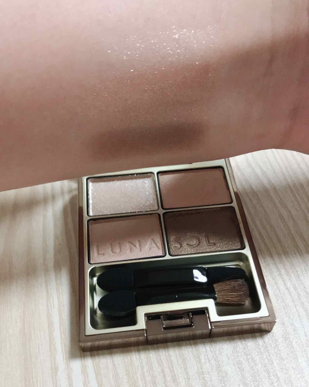 スキンモデリングアイズ/LUNASOL/アイシャドウパレットを使ったクチコミ(2枚目)