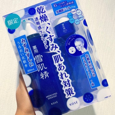 【使った商品】雪肌精　化粧水

【商品の特徴】くすみを取り除き、透明感のある肌に！さっぱりしていて使いやすい！

【肌質】おそらく普通肌、若干アトピー肌

【テクスチャ】さっぱり、サラサラ

【どんな人