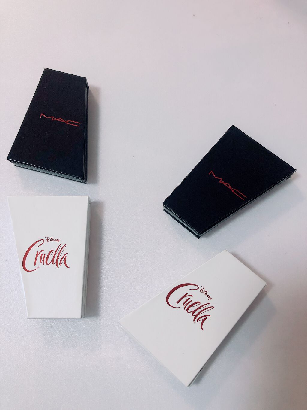 スモール アイシャドウ × 8 クルエラ トゥ ビー カインド/M・A・C/アイシャドウパレットを使ったクチコミ(3枚目)