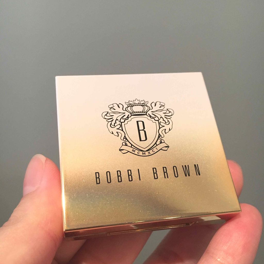ミニハイライティングパウダー/BOBBI BROWN/パウダーハイライトを使ったクチコミ（2枚目）