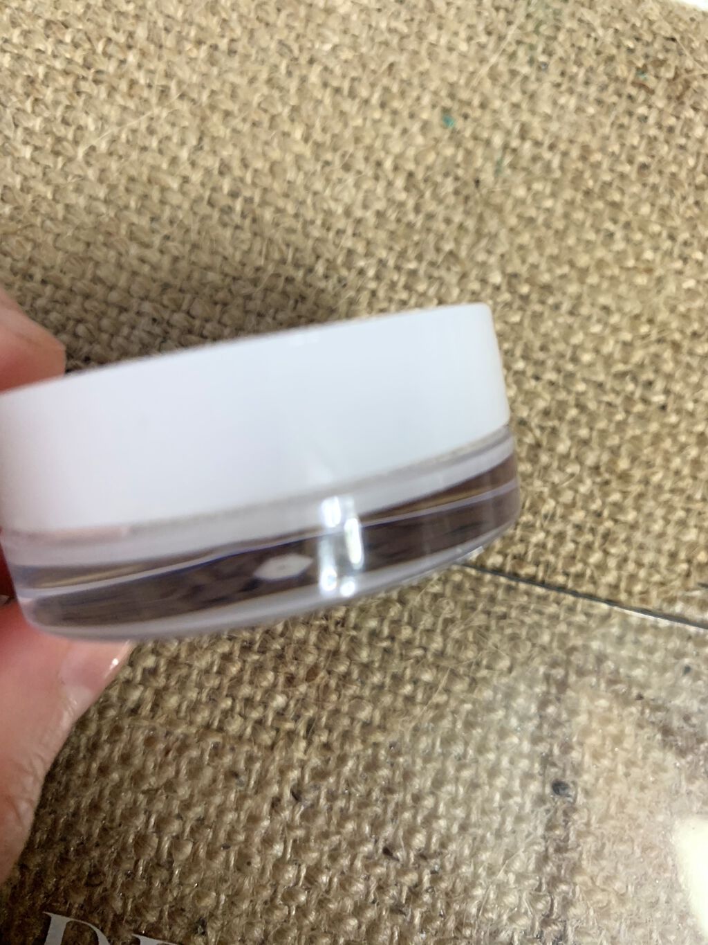 HUG ソリッドパフューム/a peaceful world/練り香水を使ったクチコミ（3枚目）