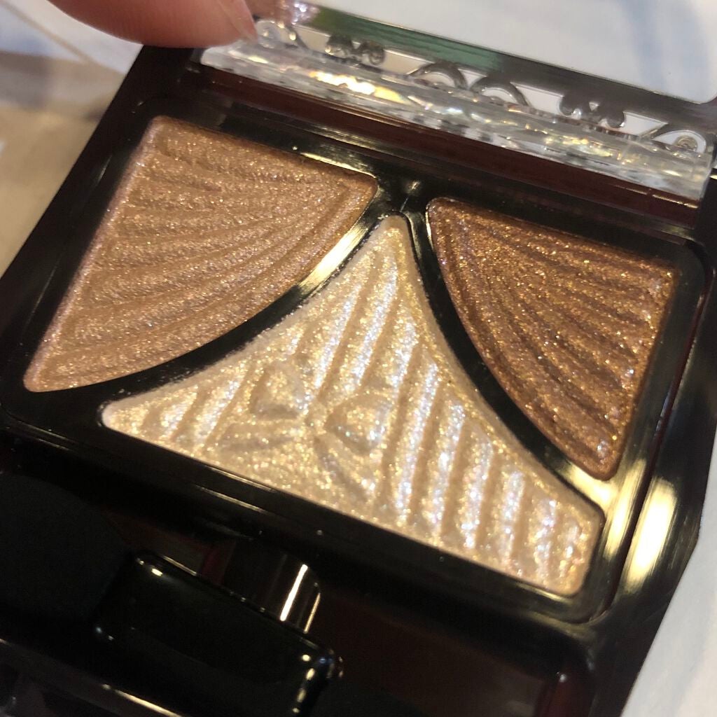 ジューシーピュアアイズ/キャンメイク/アイシャドウパレットを使ったクチコミ(3枚目)