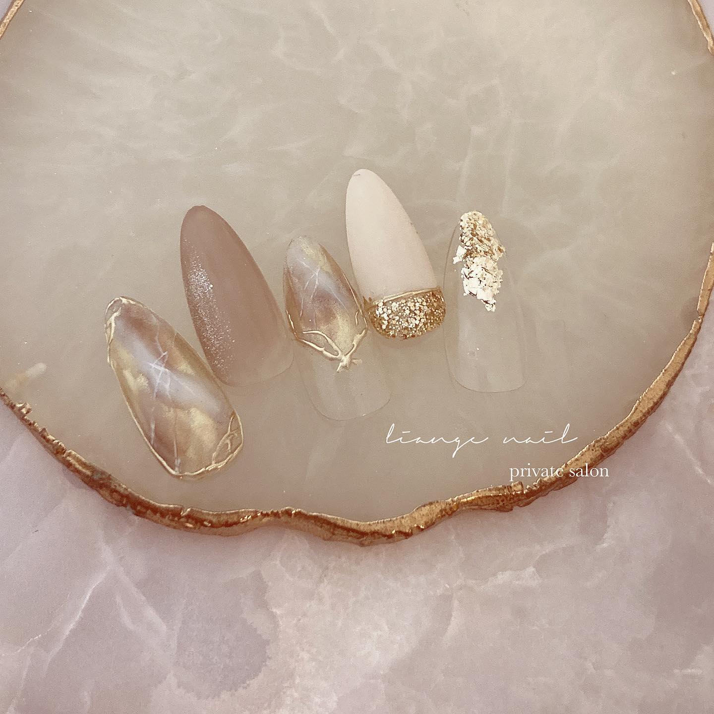 #ネイル,#夏ネイル,#大人ニュアンスネイル,#ニュアンスネイル,#ジェルネイル,#ミラーネイルのネイルデザイン