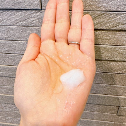 エッセンシャルプレミアム バリアシャンプー・コンディショナー シルキー&スムース/エッセンシャル/市販シャンプーを使ったクチコミ(5枚目)