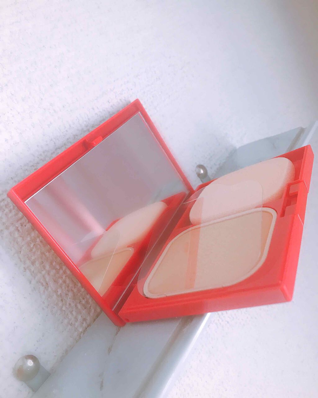 シンクロフィット パクト UV/ESPRIQUE/パウダーファンデーションを使ったクチコミ（2枚目）