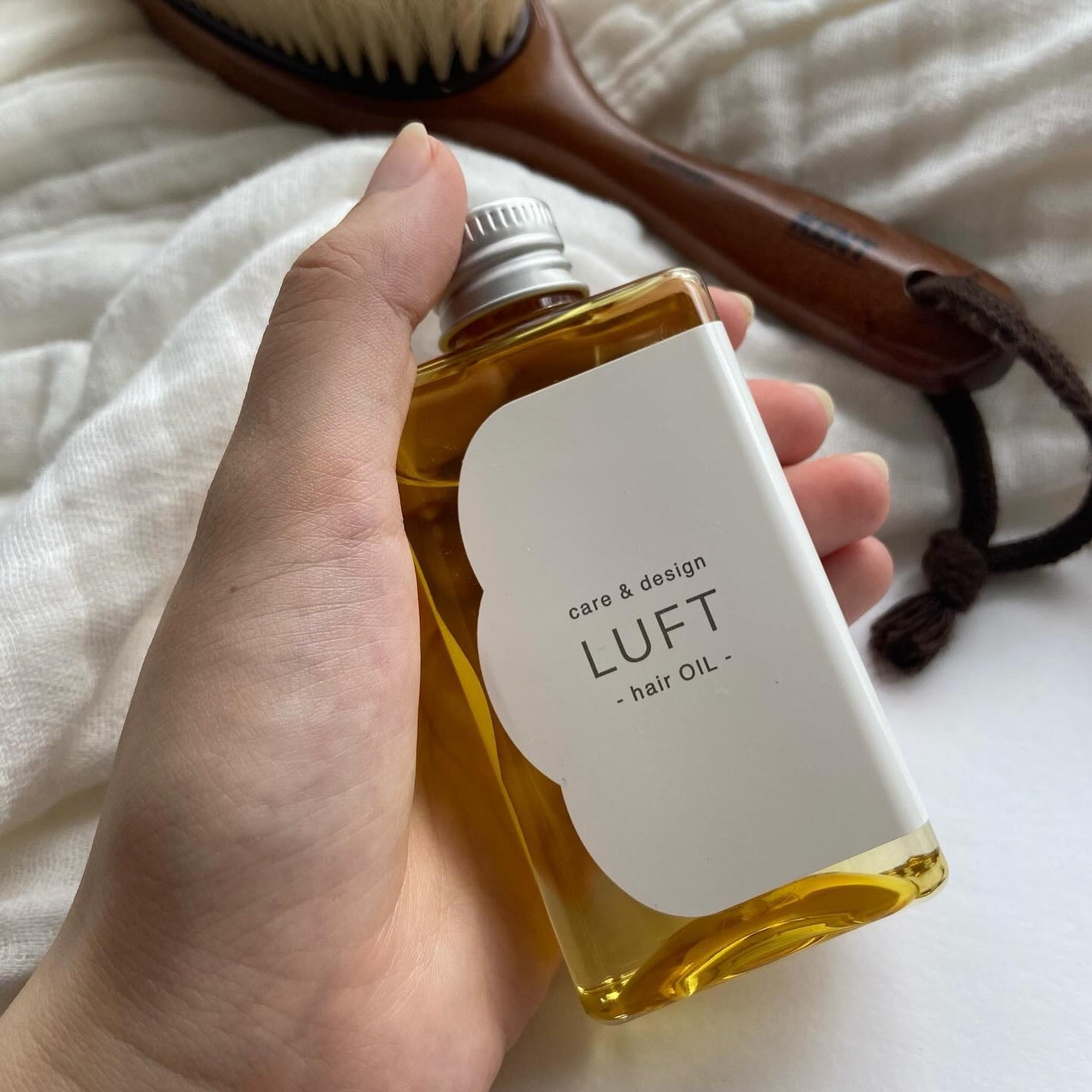 ケア&デザイン オイルH/LUFT/ヘアオイルを使ったクチコミ(2枚目)