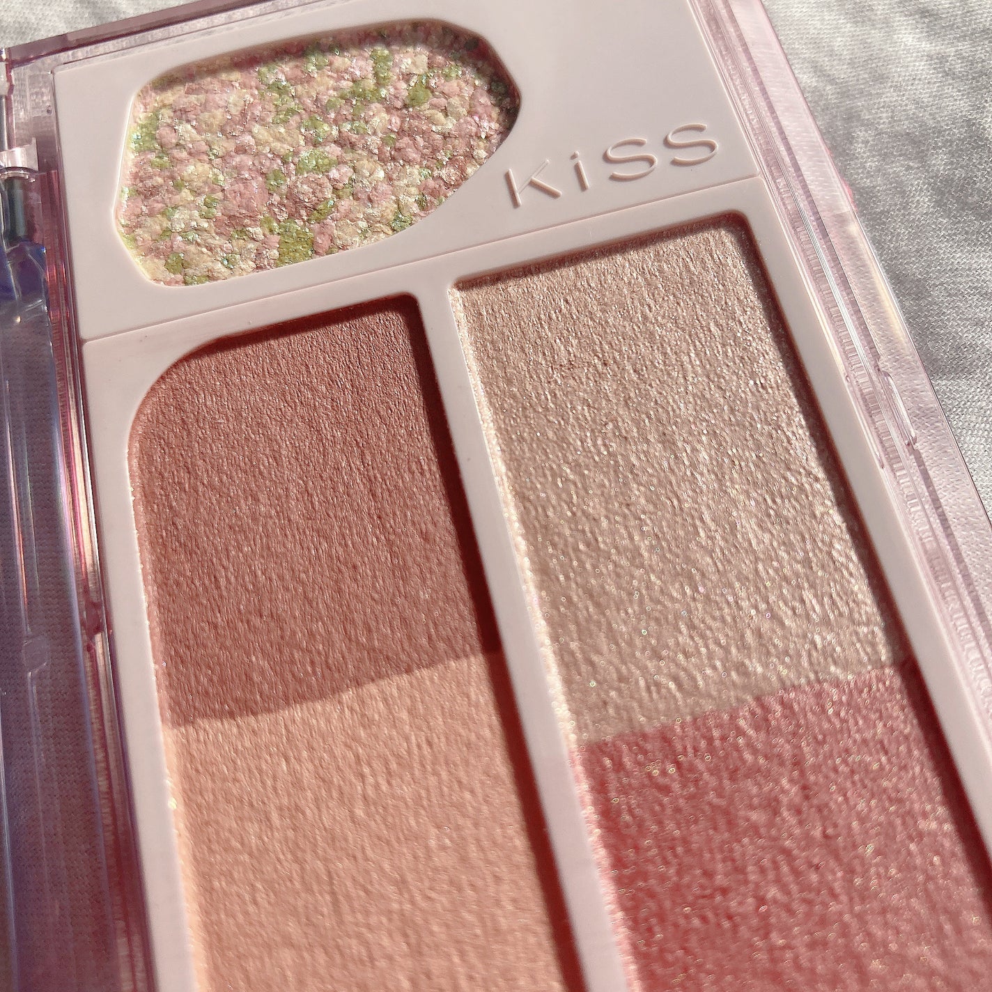 カクテルデイズ/KiSS/アイシャドウパレットを使ったクチコミ(4枚目)