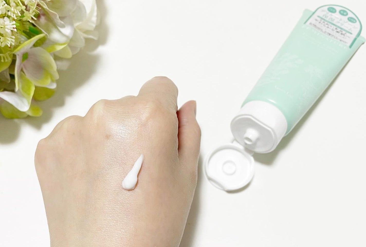 フェミナチュールインティメイトクリーム/ヴィーナスラボ/デリケートゾーンケアを使ったクチコミ(2枚目)