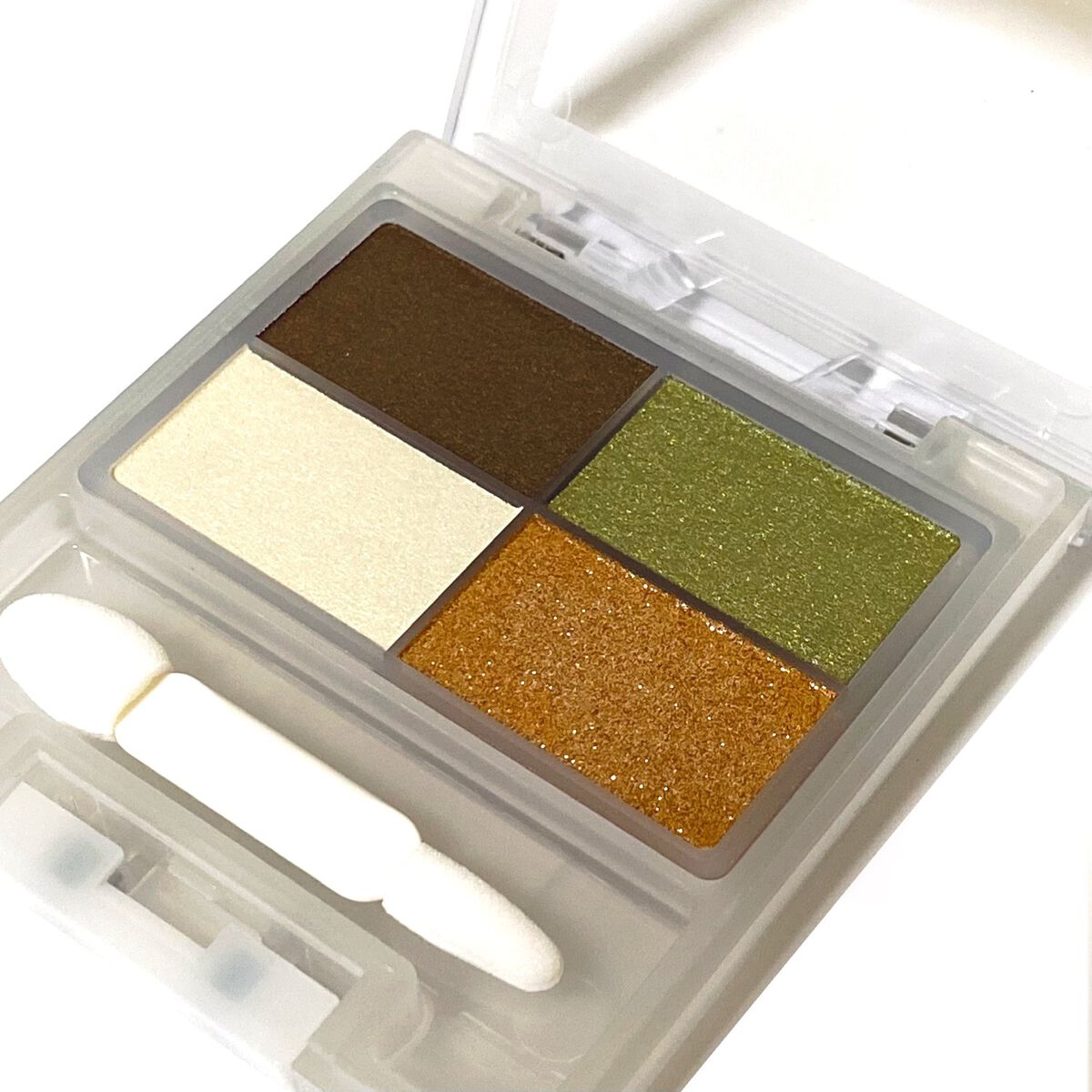 フェイスカラーパレット 507 グリーンブーケ/チャコット・コスメティクス/アイシャドウパレットを使ったクチコミ（2枚目）