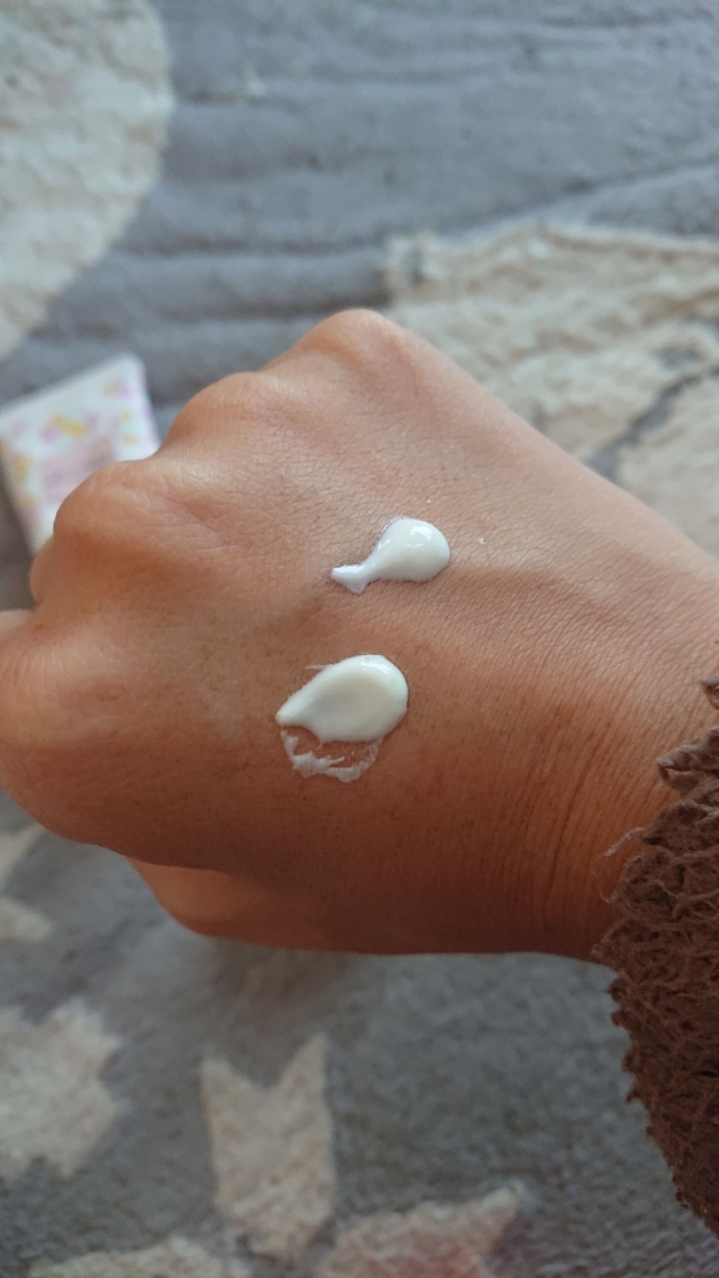 リラックス アクアシフォン プロテクター EW/JILL STUART/日焼け止めジェルを使ったクチコミ（2枚目）