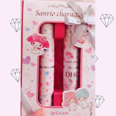 やーっと買えた🤤💓  LIPSの投稿を見て大好きなDHCのリップに限定デザインがある事を知り、探しにいきました🏃‍♀️

LOFTでゲット\( ˆoˆ )/\( ˆoˆ )/
スターウォーズのデザインも