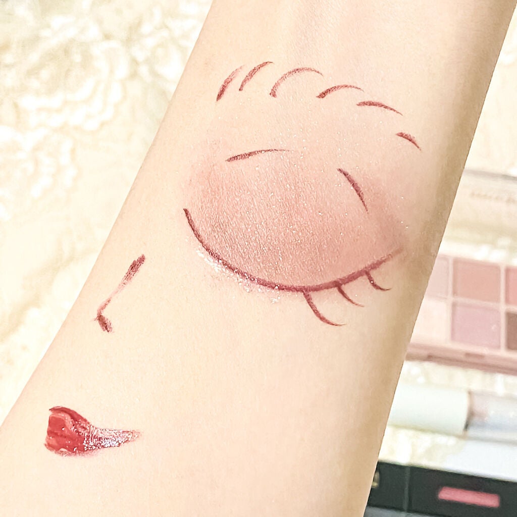 ルージュ ピュールクチュール ヴェルニ ヴィニルクリーム/YVES SAINT LAURENT BEAUTE/口紅を使ったクチコミ(2枚目)