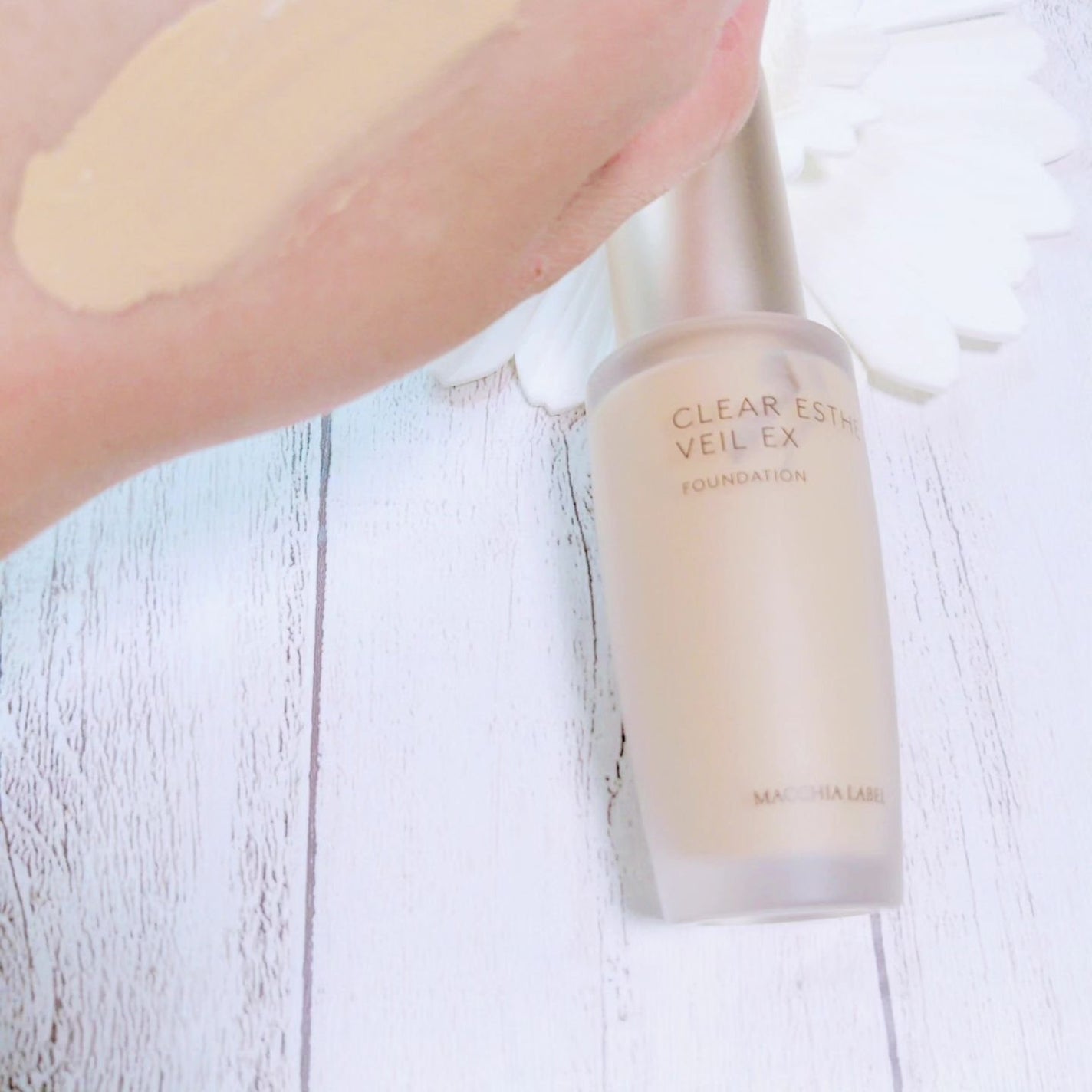 薬用クリアエステヴェールEX/Macchia Label/リキッドファンデーションを使ったクチコミ(2枚目)