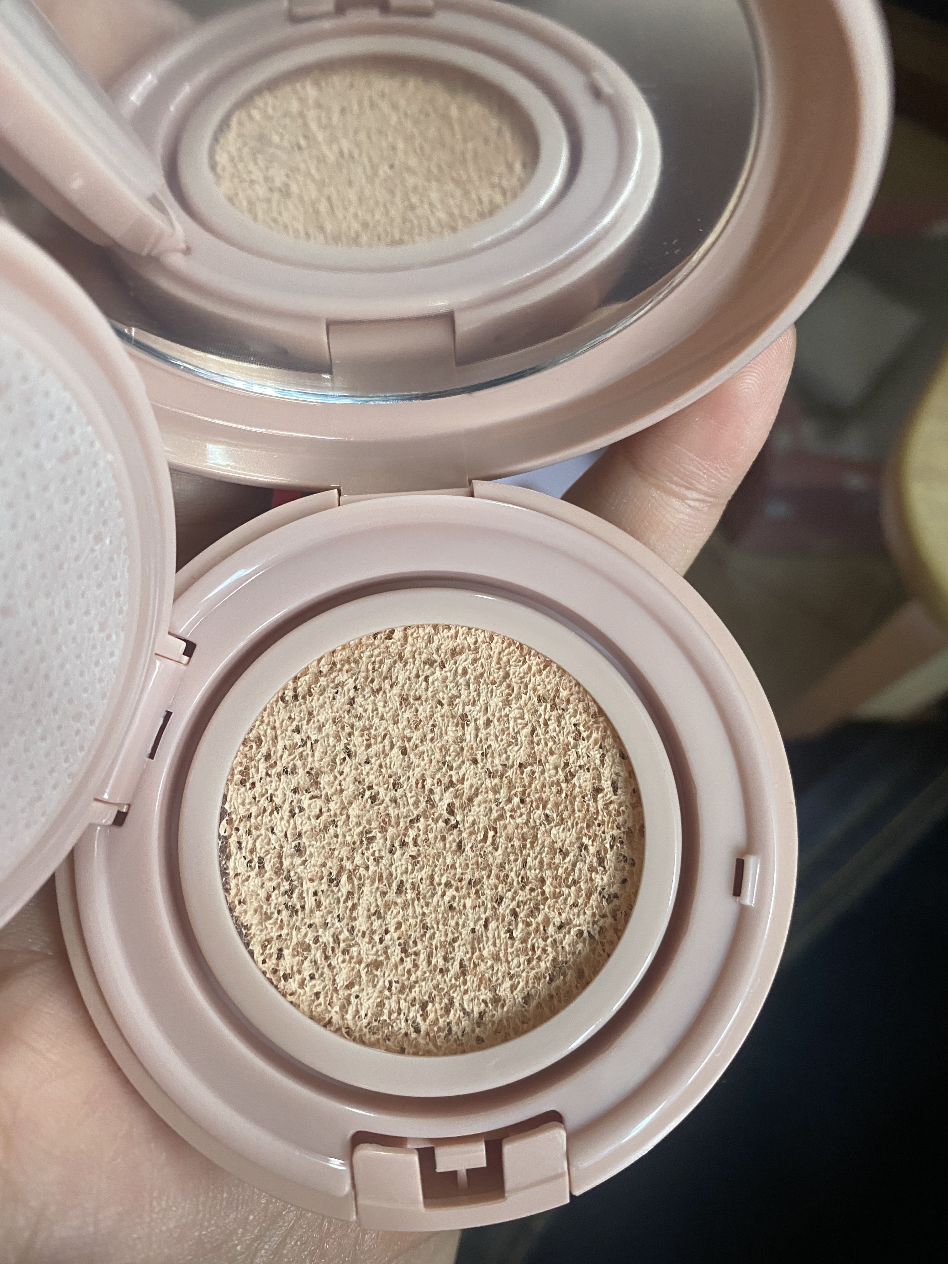 シースルー ヴェール コンパクト/PAUL & JOE BEAUTE/ファンデーションを使ったクチコミ（3枚目）