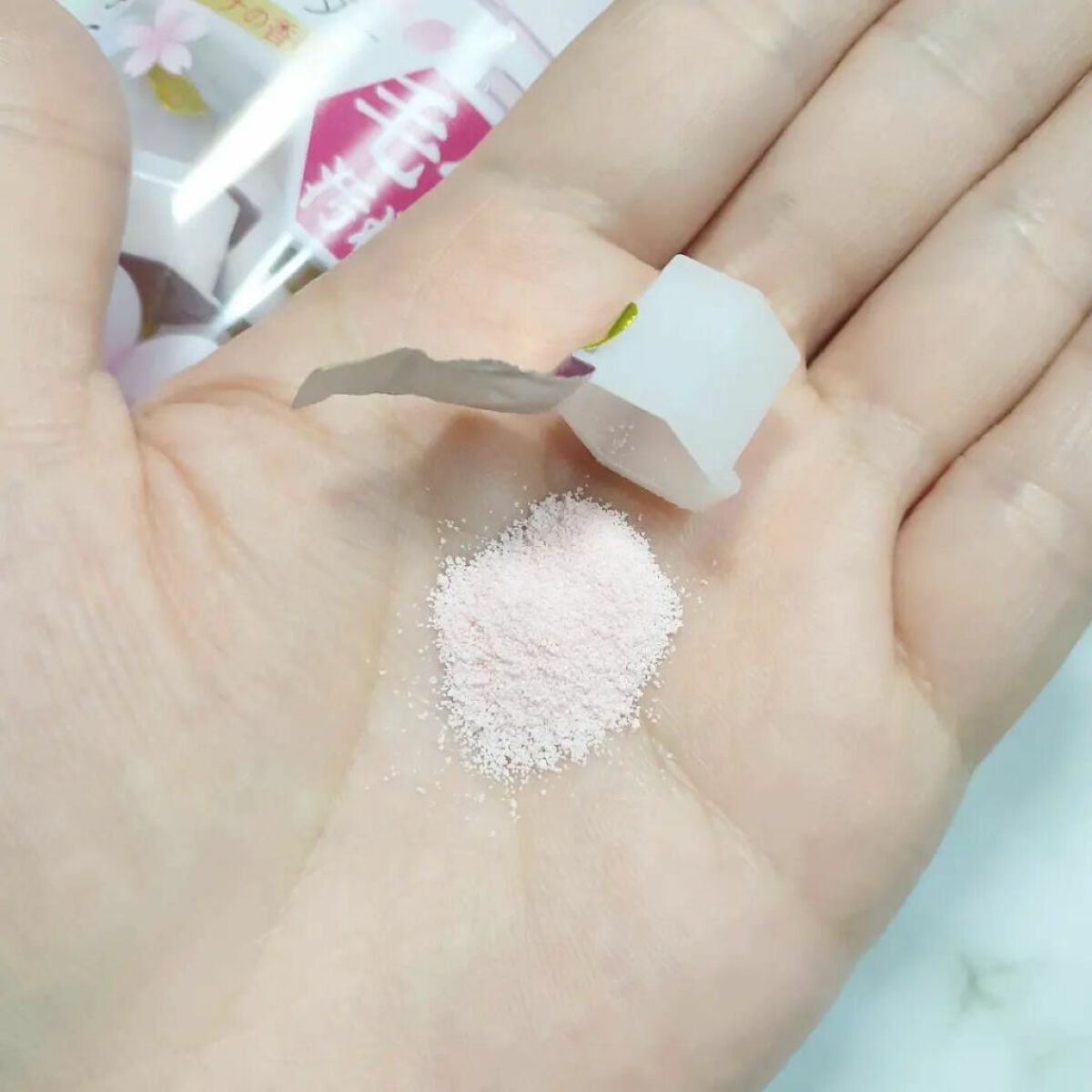スイサイ ビューティクリア パウダーウォッシュN/suisai/洗顔パウダーを使ったクチコミ(4枚目)