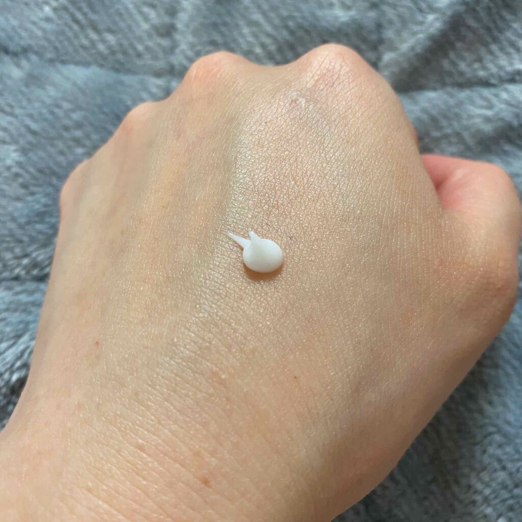 ヴァセリン アドバンスドリペア ボディローション 無香料/ヴァセリン/ボディローションを使ったクチコミ（2枚目）