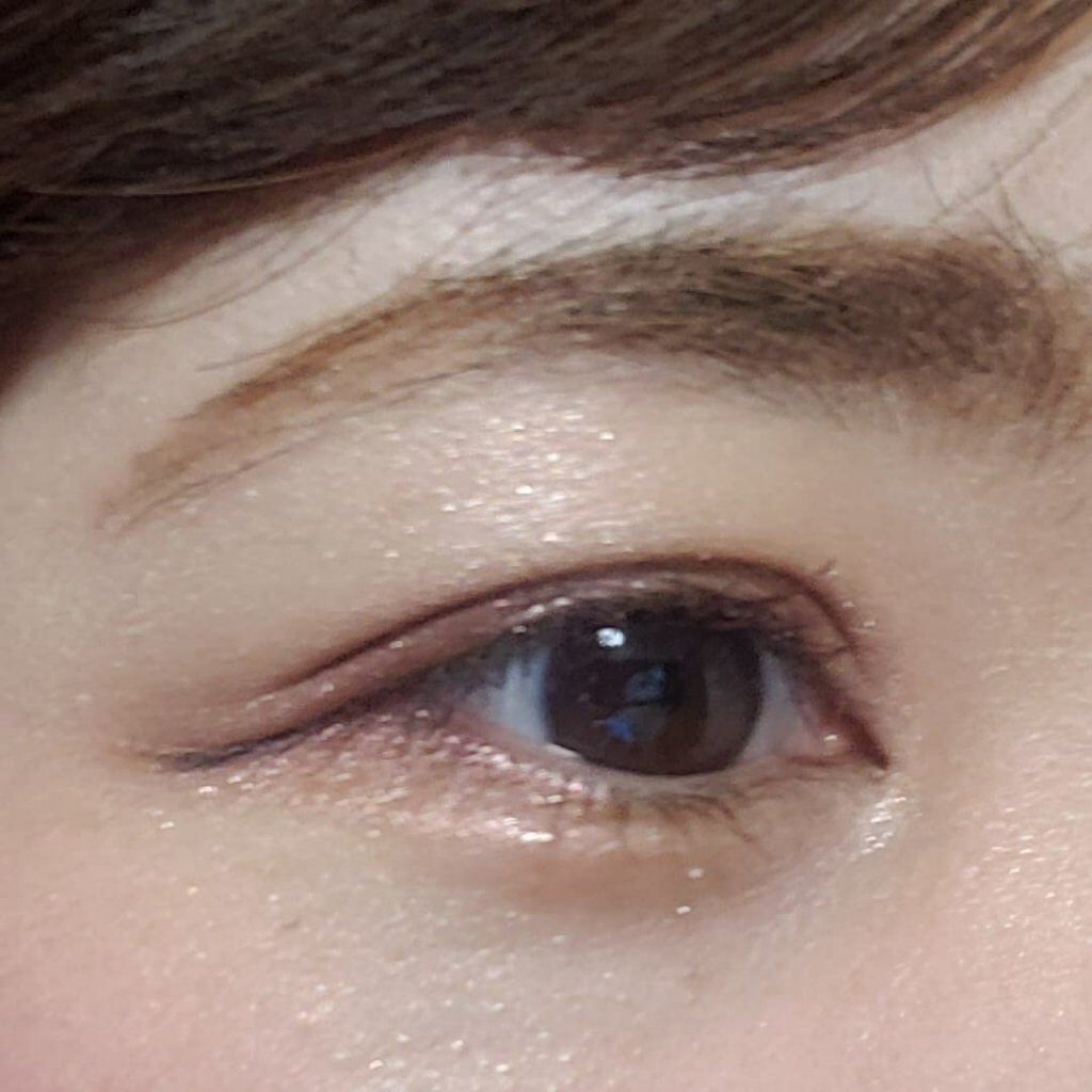 ダズルシャドウ/M・A・C/単色アイシャドウを使ったクチコミ(1枚目)