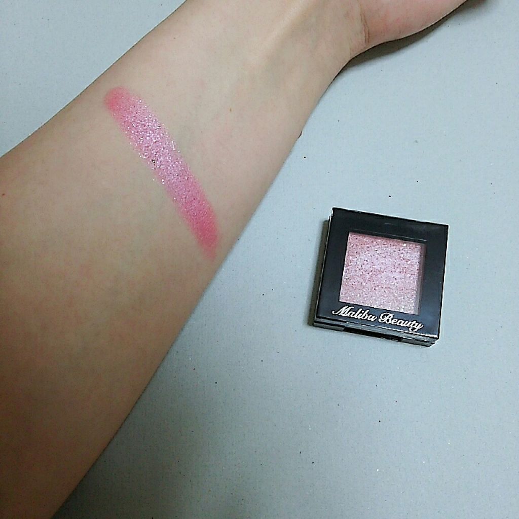 シングルアイシャドウ/マリブビューティー/単色アイシャドウを使ったクチコミ(1枚目)