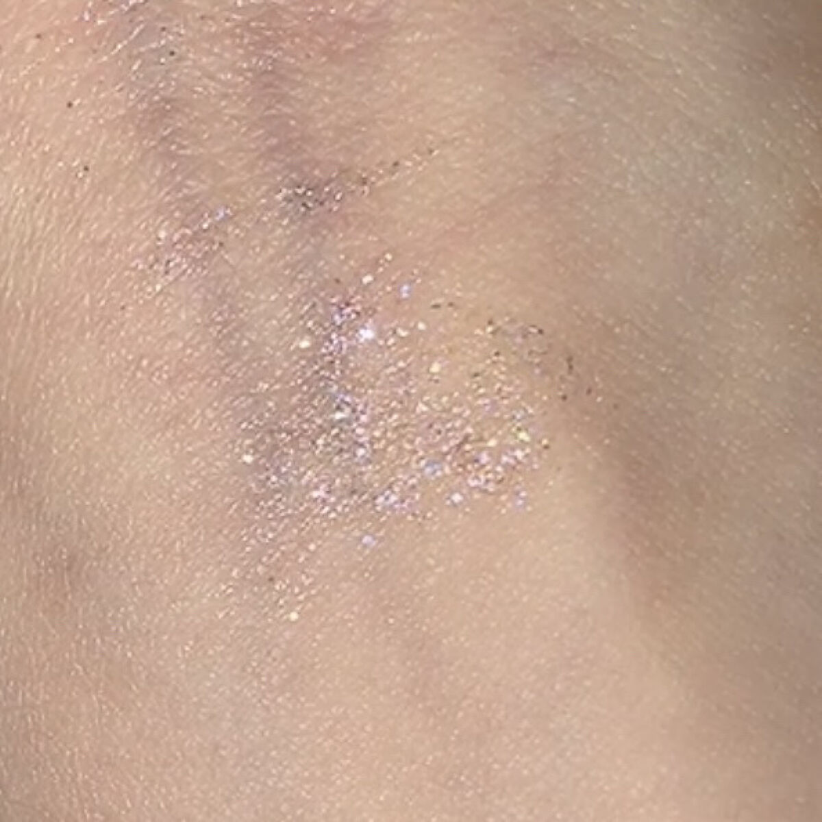 ジルスチュアート　アイダイヤモンド グリマー 01 rose glitz/JILL STUART/グリッターを使ったクチコミ（3枚目）