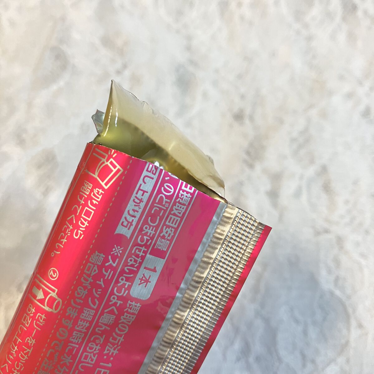 ディープチャージ  コラーゲン スティックゼリー/ファンケル/美容サプリメントを使ったクチコミ（2枚目）