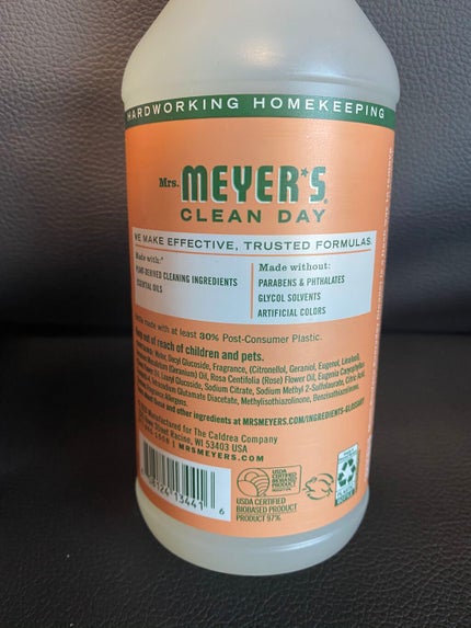 マルチ サーフィス エブリデークリーナー/Mrs. MEYER'S CLEAN DAY/その他を使ったクチコミ(4枚目)