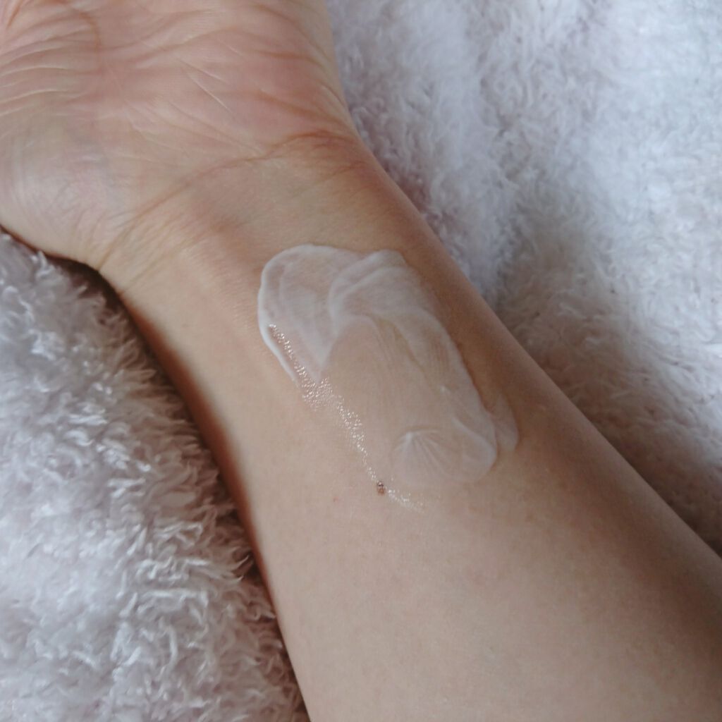 リリーフサンモイスチャライザー/HYGGEE/化粧下地を使ったクチコミ(3枚目)