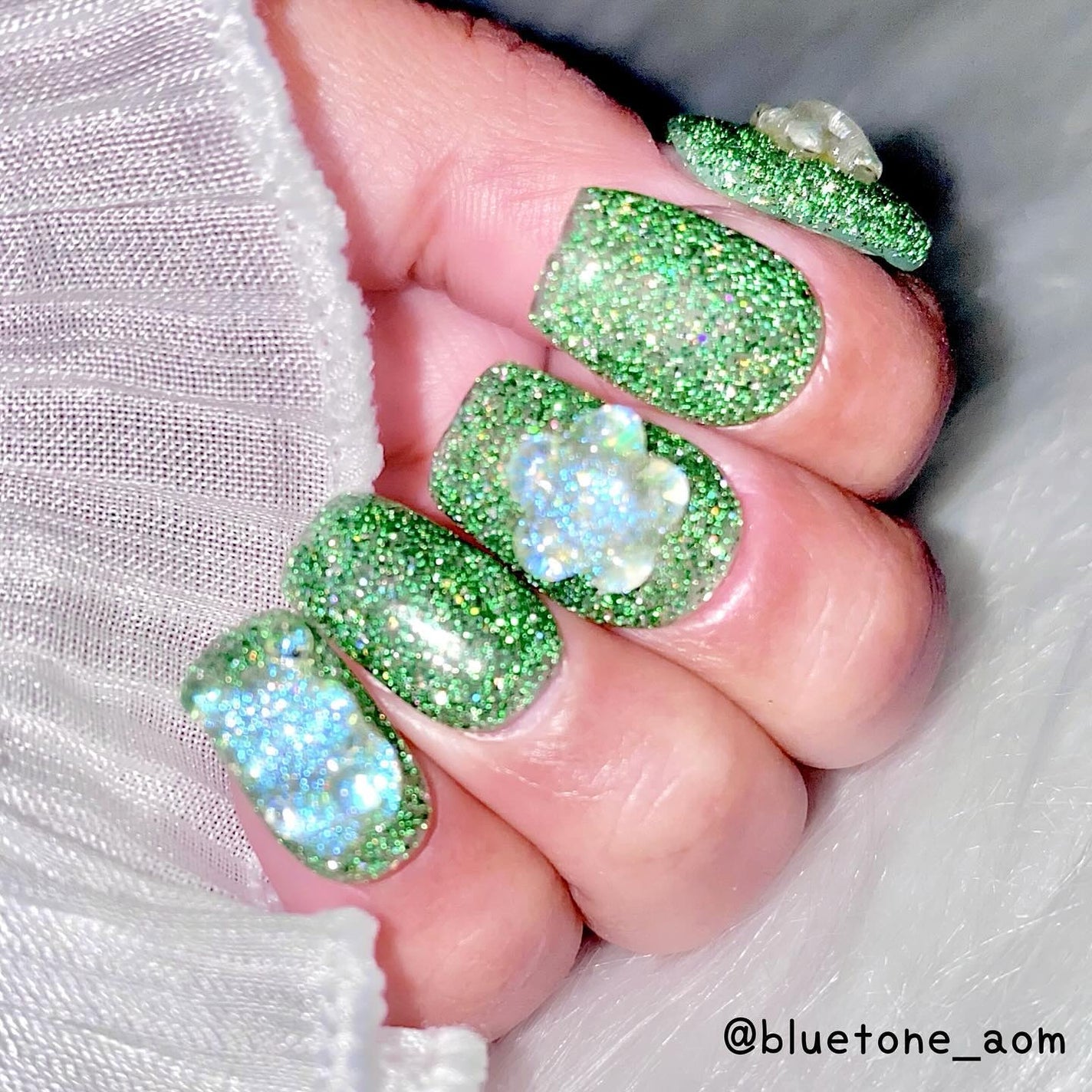 ⋆͛🦖⋆͛aomi on LIPS 「オリジナルフラッシュ!!今回はグリーンをメインに💚結構ギラギラ..」(9枚目)