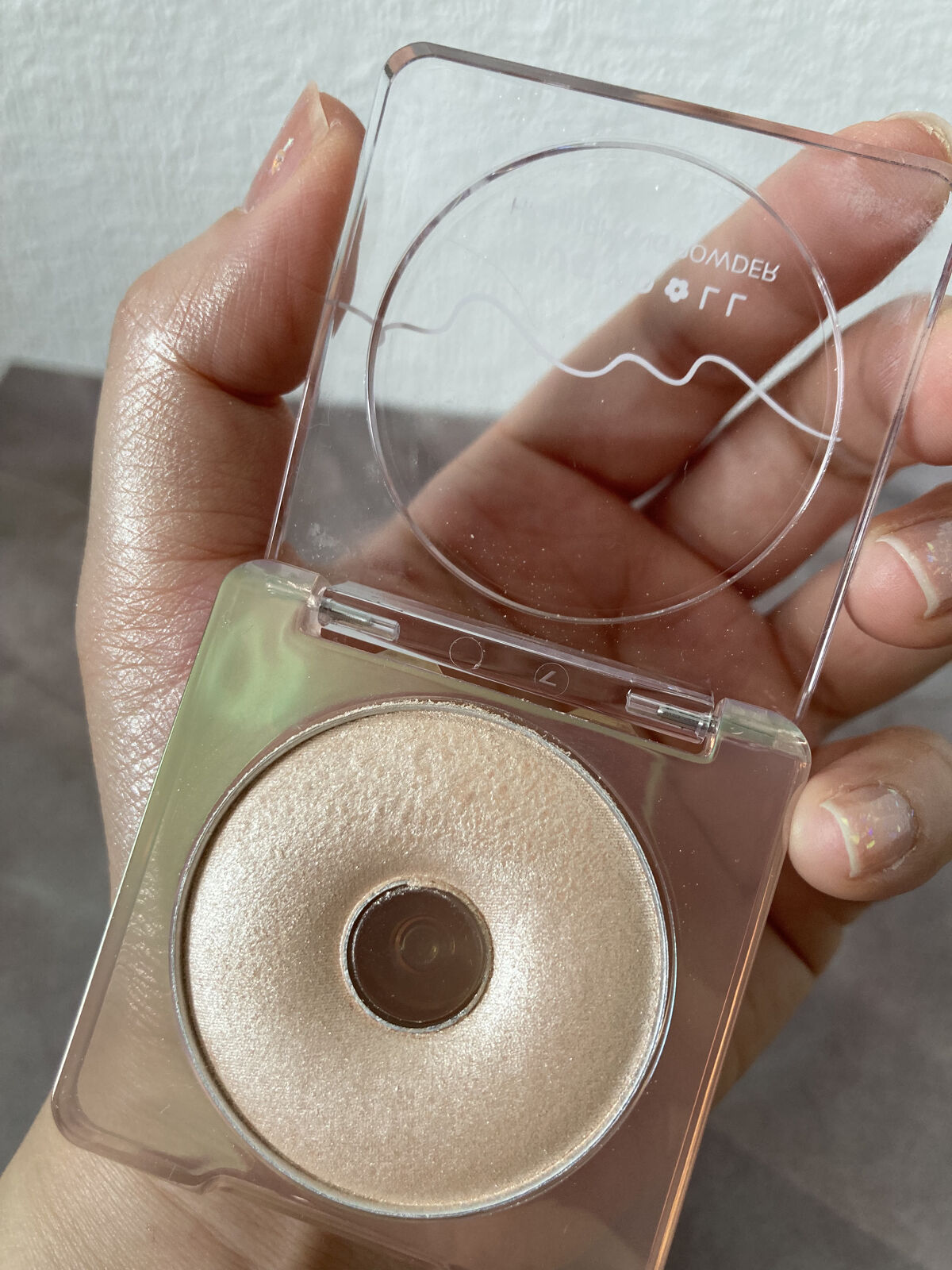 ドーナッツハイライト 01 シュガーバター/JUDYDOLL/パウダーハイライトを使ったクチコミ（3枚目）