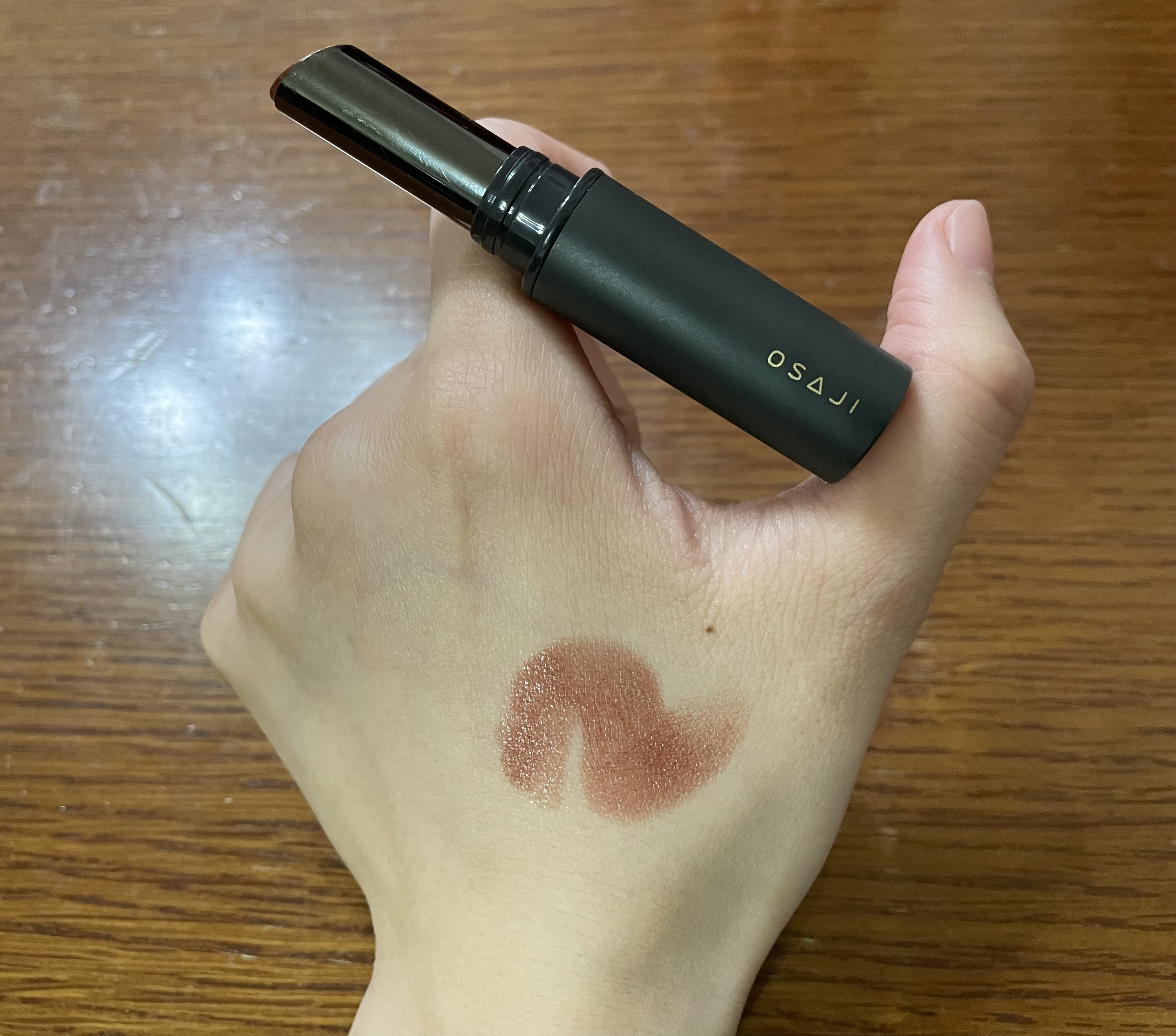 ニュアンス リップスティック 15 Taikakusen＜対角線＞/OSAJI/口紅を使ったクチコミ（2枚目）